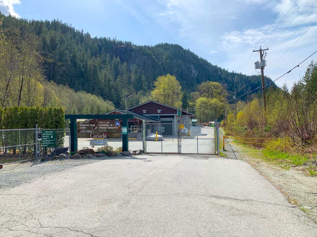 The Tenderfoot Creek Hatchery parking area for the Brohm Lake hike