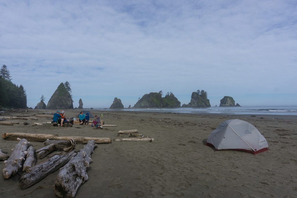 Camping on Shi Shi Beach. A complete guide to hiking and camping at Shi Shi Beach.