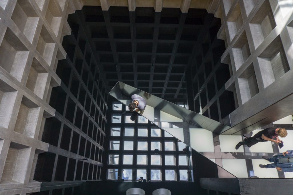 20:50, 1987, Richard Wilson at MONA in Hobart, Tasmania