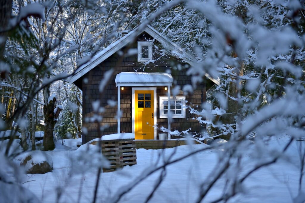 Sunwolf Cabin in Squamish in winter