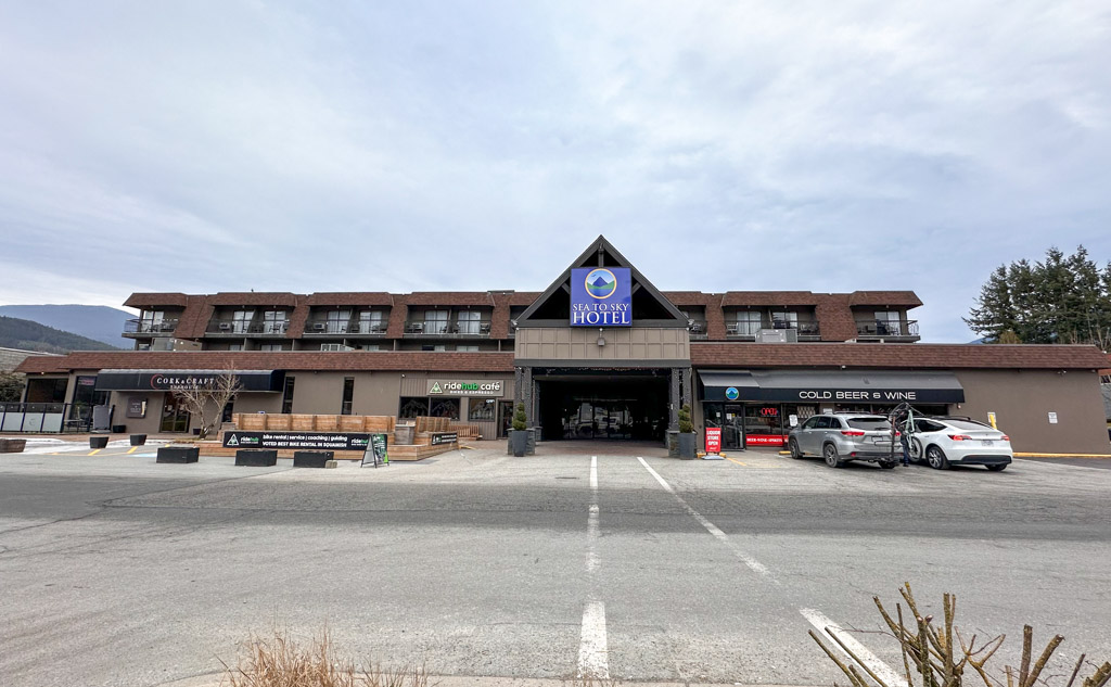 The exterior of the Sea to Sky Hotel