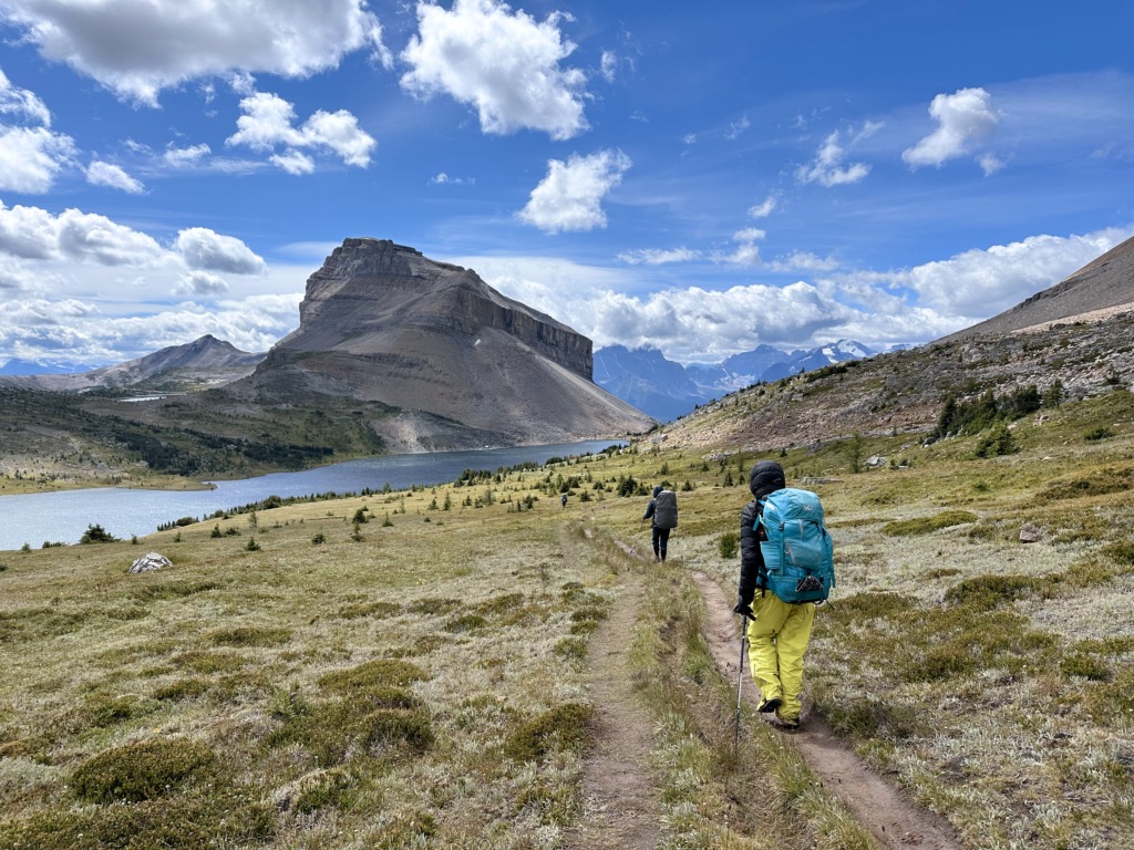 Hikers near Ptarmigan Lake on the Skoki Loop.